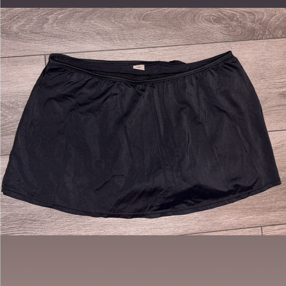 Tropical Escape Size 12 Women’s Swim Skort Solid Black Lined EUC